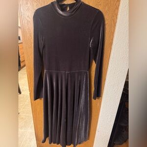 Maitai Elegant Dark Grey Velvet Long Sleeve Dress